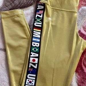 ZUMBA Gold metallic leggings Size XS